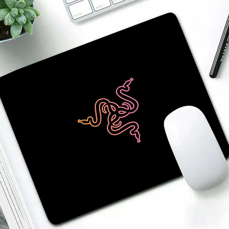 Razer Luxury Mouse Pad Anime G - đánh giá và giá Gaming Accessories For Pc